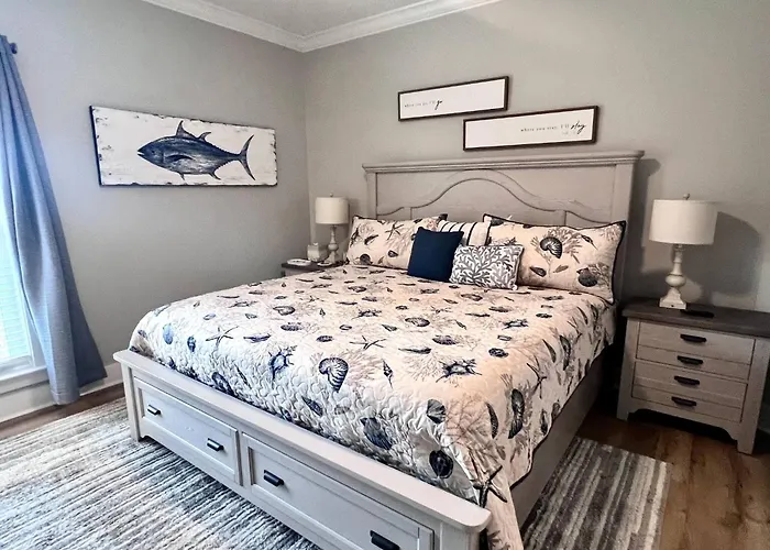 Holiday home Family-friendly House With Resort-style Amenities In *
