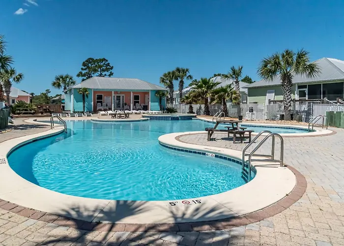 Family-friendly House With Resort-style Amenities In Holiday home *