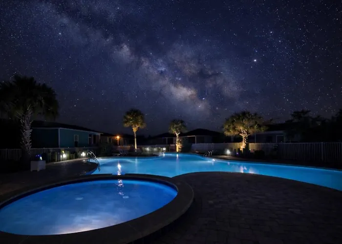 Family-friendly House With Resort-style Amenities In Holiday home