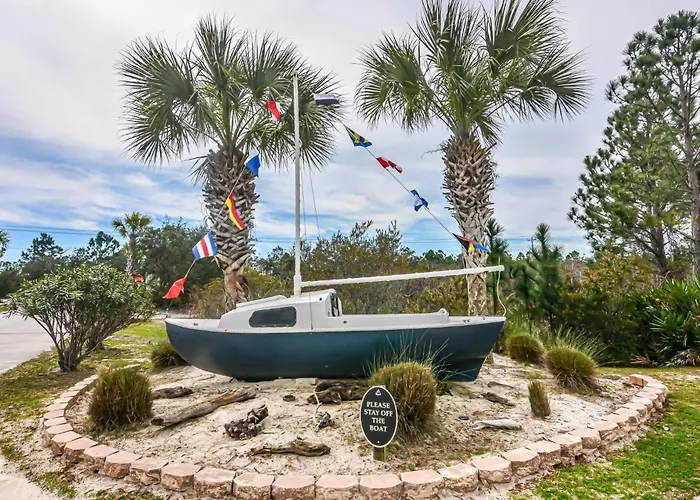 Holiday home Family-friendly House With Resort-style Amenities In *